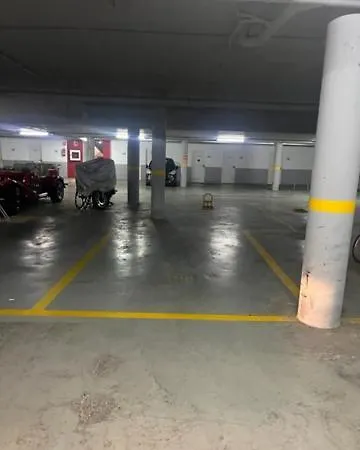 Atico En Port Gran Lägenhet Rosas